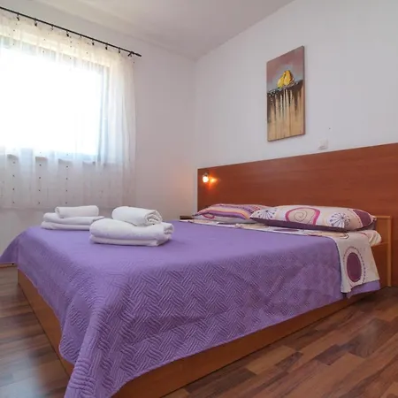 Apartment Lidija *